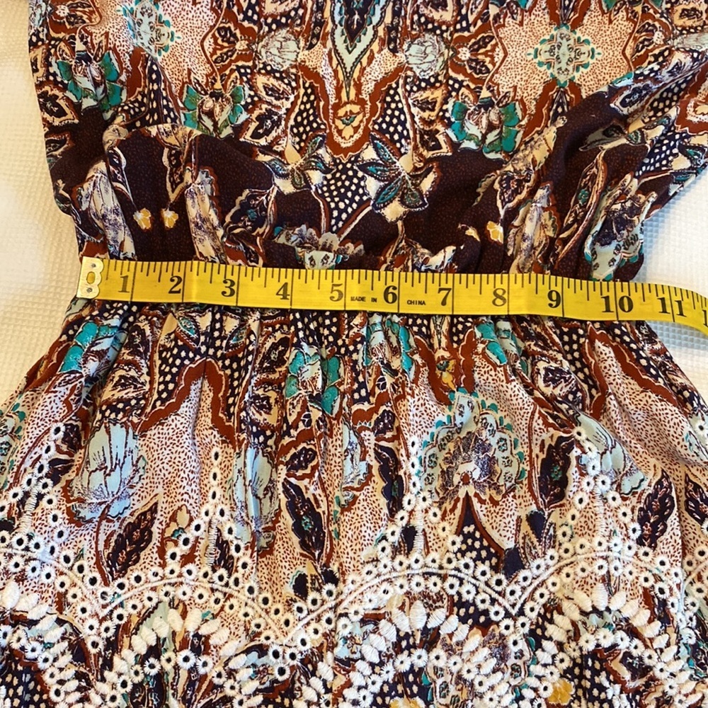Xhilaration Woman’s Romper Floral Embroidered - Picture 8 of 14